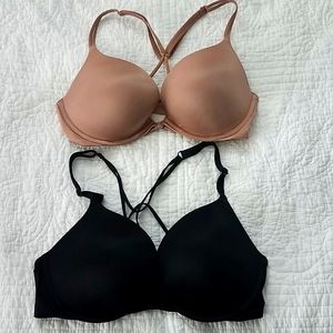 2 Victoria's Secret Very Sexy Racerback Bras 34D